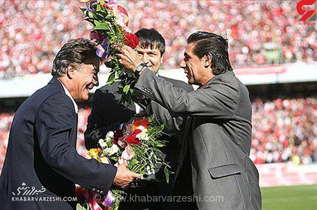 تونل زمان| سرمربی سرشناس پرسپولیس وارد تهران شد/ مطمئن باشید سرخ‌پوشان را قهرمان لیگ برتر می‌کنم