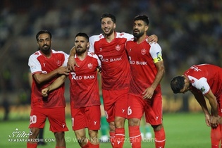 پیشنهاد قطری برای ستاره پرسپولیس؛ تمدید قرارداد و ابهام در آینده عمری