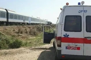 فوت عابر 18 ساله در برخورد با قطار مسافربری
