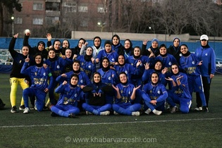 بمب خبری در استقلال؛ سرمربی سابق تیم ملی سکان هدایت تیم فوتبال بانوان آبی‌پوشان را در دست می‌گیرد