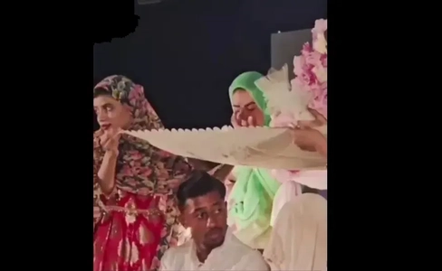 مراسم ازدواج متفاوت در میناب: نکاح در جوار مزار شهدا