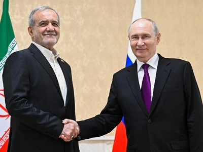 پوتین وعده داد روسیه برای پایان دادن به جنگ آمریکا علیه ایران حمایت کند
