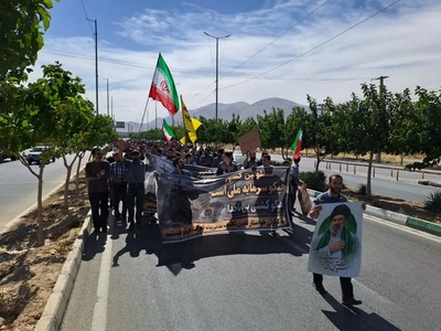 راهپیمایی کارگران هپکو اراک در اعتراض به وضعیت معیشتی