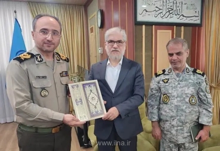 دیدار معاون نیروی انسانی ارتش با وزیر علوم و فناوری