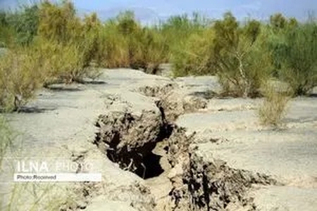 بحران آب در خراسان جنوبی؛ آبرسانی به ۴۰۰ روستا با تانکر و هزینه ۲ میلیون تومانی