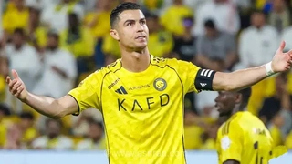 استقبال گرم بازیکنان و کادر فنی تیم النصر از کریستیانو رونالدو در تمرینات این تیم