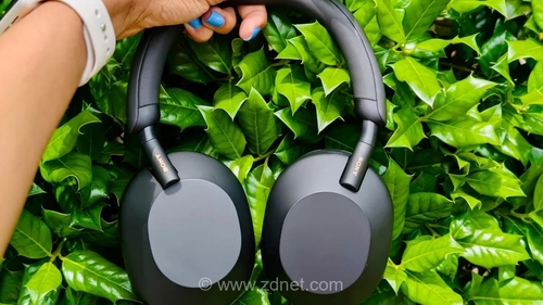 تخفیف بی‌نظیر آمازون: هدفون بی‌سیم سونی WH-1000XM5 با 50 درصد تخفیف