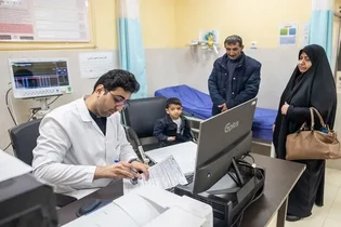 کد رهگیری نسخه داروها به شماره موبایل بیمار ارسال می‌شود
