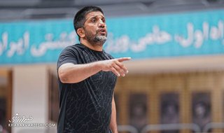 حمله تند دبیر به فدراسیون فوتبال: درباره فوتبال حرف می‌زنم، به کسی ربطی ندارد