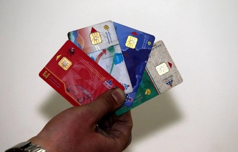 توقیف خودروی حامل ۱۷۶ کارت سوخت در سیریک