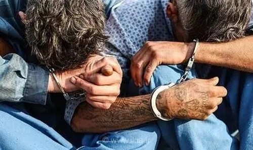 کشف یک کیلو و ۹۵۵ گرم هروئین در معده ۲ مسافر اتوبوس