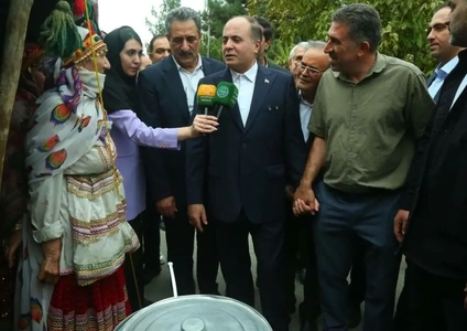 ۷۰ درصد تولید محصولات کشاورزی توسط عشایر و روستاییان انجام می‌شود