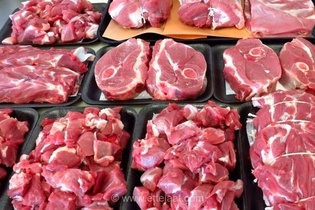 مدیریت متمرکز استانداری خراسان رضوی بر واردات و توزیع گوشت قرمز از افغانستان برای تنظیم بازار مشهد