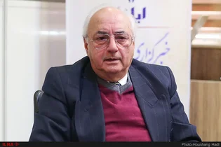 استیضاح وزیر جنگ آمریکا، ریشه در نزاع حزبی دارد