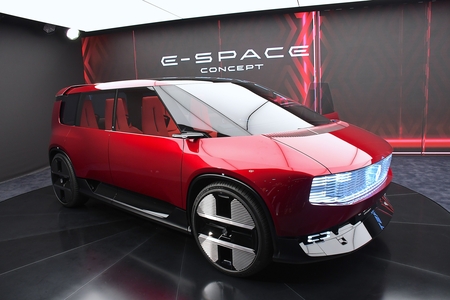 رنو ممکن است MPV جسور Espace را تولید کند، اما SUVها در اولویت هستند