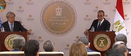 وزیر خارجه مصر: تماس‌های روزانه با تهران برای پایان جنگ