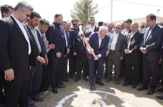 کلنگ‌زنی طرح توسعه بیمارستان ۱۳۰ تختخوابی لردگان با تأیید وزارت بهداشت
