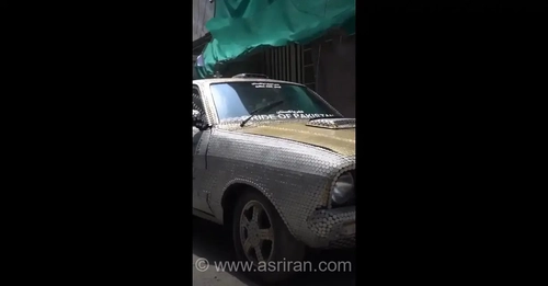 خودروی پاکستانی با هزاران سکه تزیین شد/ جشنی متفاوت برای استقلال