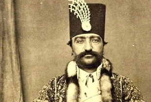 تصویری دیده نشده از ناصرالدین شاه قاجار پس از شکار گراز در شکارگاه جاجرود در سال ۱۲۷۱ هجری شمسی