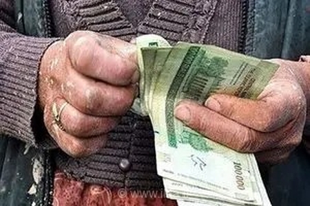 گلایه کارگران خزرپلاستیک از تغییر مکرر پیمانکاران و اجرای سلیقه‌ای طرح طبقه‌بندی مشاغل
