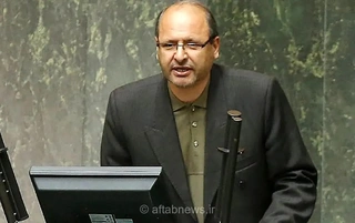 بخشایش اردستانی: دغدغه اصلی گروسی یافتن ۴۰۰ کیلوگرم اورانیوم است؛ بازرسان اجازه ورود به مکان‌های هدف را ندارند