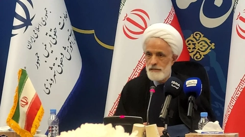 برافراشته شدن پرچم ایران در خلیج فارس و تنگه هرمز