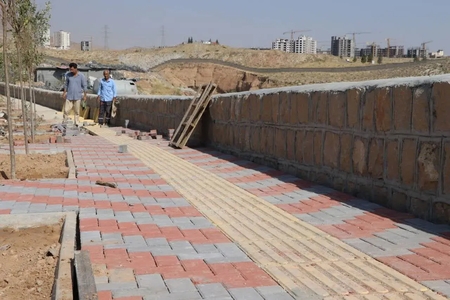 ادامه بهسازی و محوطه‌سازی اطراف شهر آبی شیراز