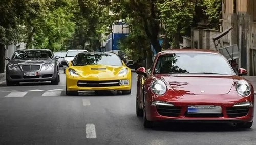 مخالفت دبیر شورای عالی مناطق آزاد با واردات خودروهای لوکس