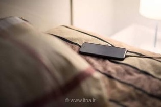شارژ کردن گوشی تا صبح باتری را خراب نمی‌کند؛ عامل اصلی چیز دیگری است