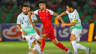 پیروزی نیمه اول پرسپولیس برابر ذوب‌آهن با گل علی علیپور