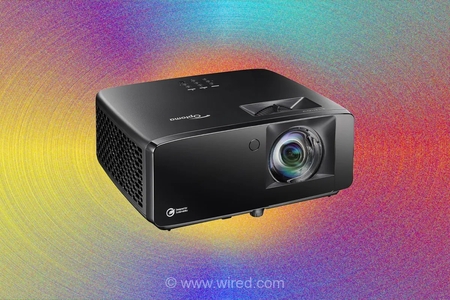 بررسی پروژکتور Optoma GT2400HDR: انتخابی عالی برای شبیه‌سازی گلف