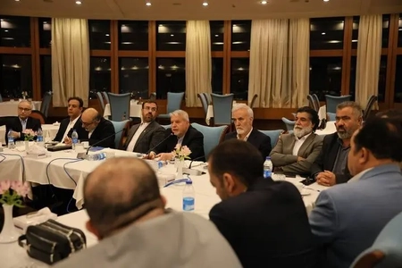 نشست وزیر میراث فرهنگی با فعالان گردشگری برای بررسی چالش‌ها