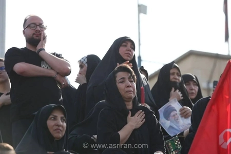 قاب‌های از حضور بانوان در مراسم وداع با رهبر شهید (عکس)
