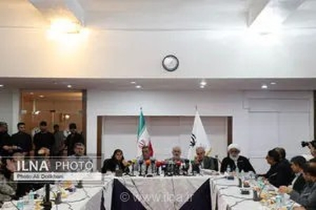 نشست ویژه ستاد مدیریت بحران هرمزگان با حضور معاون اجرایی رئیس‌جمهور، وزرای راه و نیرو و استاندار