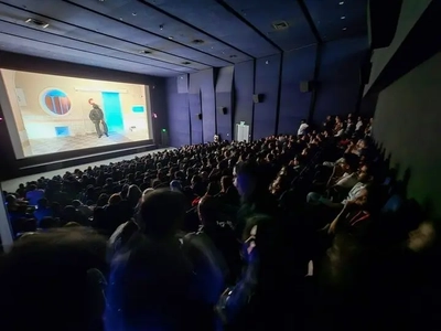 ثبت ۲۱ سانس فوق‌العاده و رشد ۲۲.۵ درصدی حضور مخاطبان در روز پایانی جشنواره بین‌المللی فیلم کوتاه تهران
