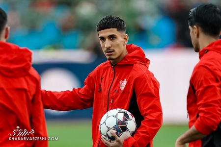 تمدید قرارداد امیرحسین محمودی با پرسپولیس در هاله‌ای از ابهام
