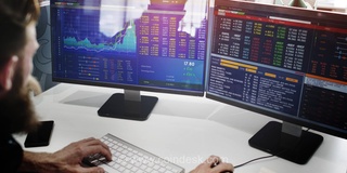 بیت‌کوین در برابر تحریم‌های آمریکا علیه ایران و افزایش قیمت نفت واکنشی نشان نداد