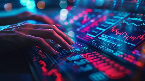 امید به افزایش قیمت بیت‌کوین تا پایان سال در میان ابهامات اقتصادی