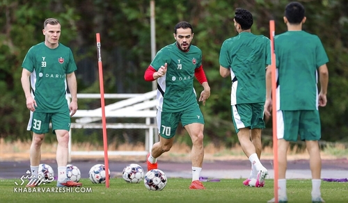 برگ برنده پرسپولیس در دیدار با صنعت نفت آبادان، اوستون اورونوف