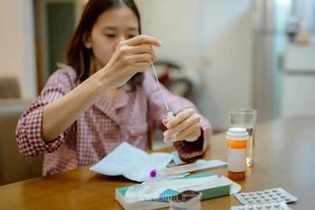 تبلیغات اینفلوئنسرها برای تست‌های پزشکی خانگی زیر ذره‌بین کارشناسان