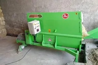 مصدومیت کارگر گاوداری در دلیجان بر اثر گیر کردن پا در دستگاه میکسر علوفه