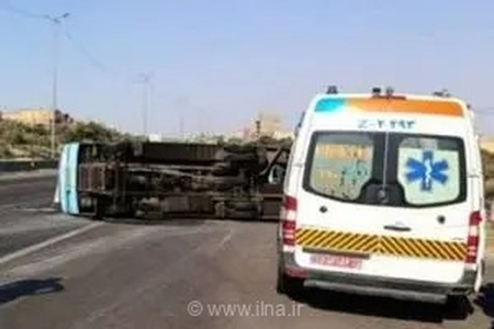 واژگونی مینی‌بوس در اتوبان کسایی تبریز؛ ۹ مصدوم راهی مراکز درمانی شدند