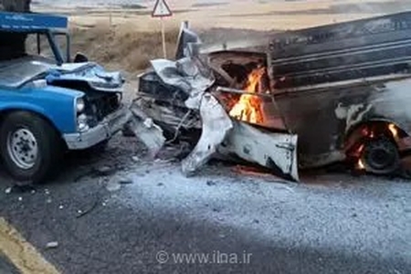 مرگ دلخراش راننده وانت در آتش؛ برخورد رخ‌به‌رخ در محور قزوین به همدان حادثه آفرید