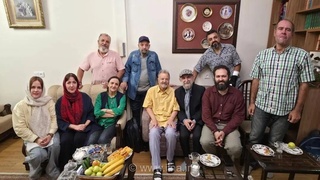 عیادت مدیران خانه تئاتر و کانون کارگردانان از حسین پرستار