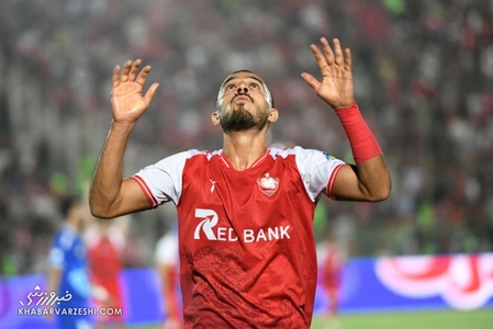 تغییر رنگ پیراهن باشگاه فوتبال آمل پس از انتقال بازیکن به پرسپولیس
