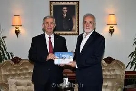 دیدار شهرداران شیراز و آنکارا؛ گامی برای گسترش همکاری‌های بین‌المللی و تبادل تجربیات مدیریت شهری