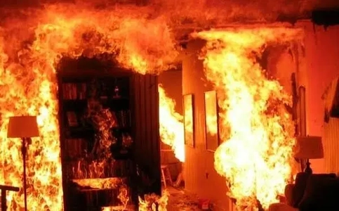 آتش‌سوزی در منزل مسکونی اراک یک مصدوم برجای گذاشت
