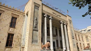 ۹۸ سال بانکداری ایران؛ از اسکناس تا هوش مصنوعی