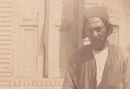 تصویر قدیمی از خان نهاوند و دخترش در سال 1260