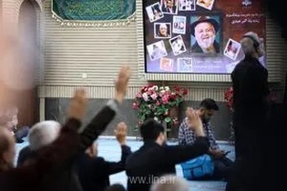 آیین یادبود اکبر عبدی در مسجد بلال؛ وداع اهالی فرهنگ و هنر با هنرمند پیش‌کسوت سینمای ایران